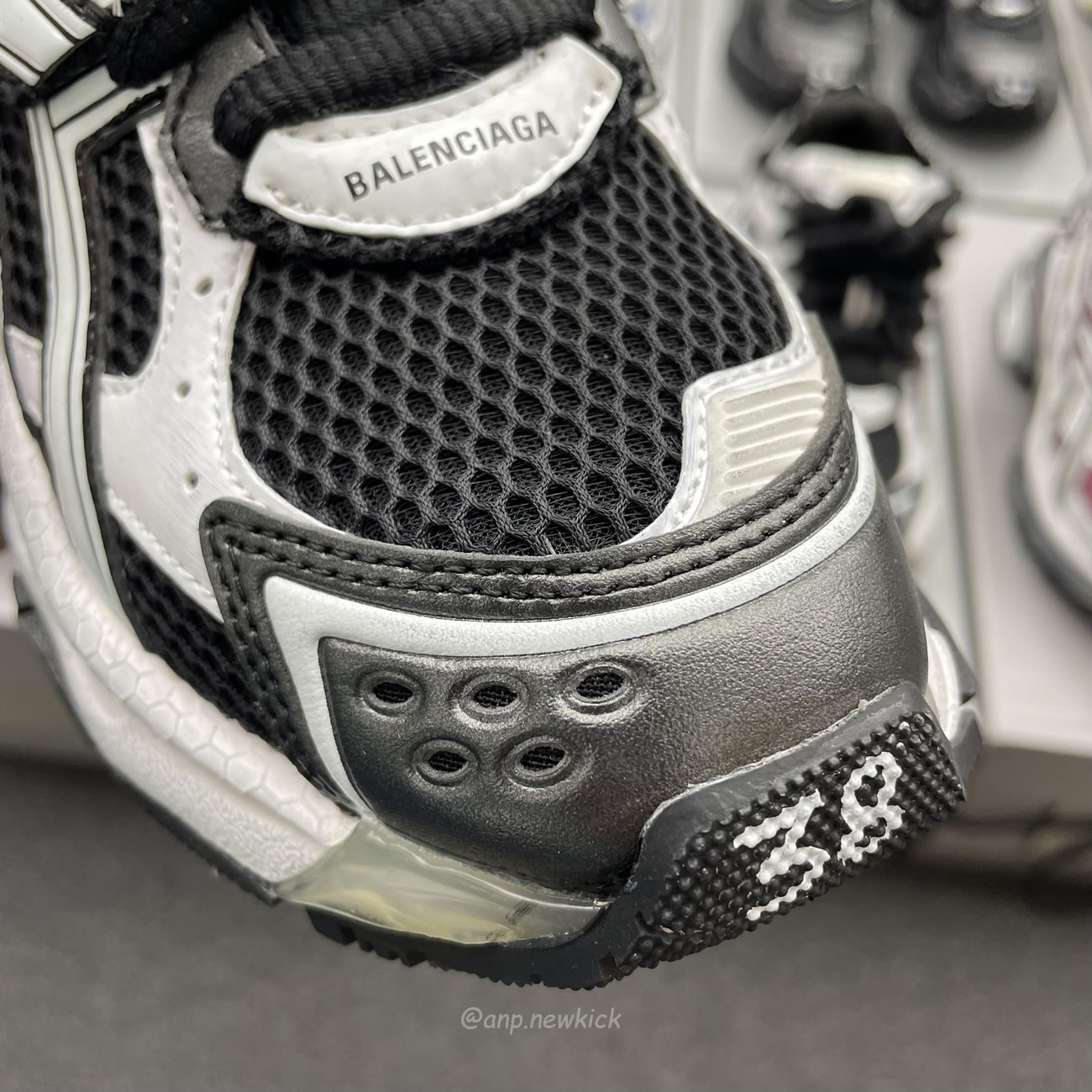 Balenciaga Runner White Grey Silver Black Blue Multicolor Burgundy (15) - www.newkick.vip